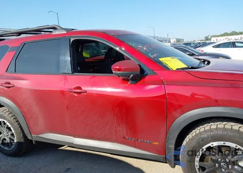 2024 Nissan Pathfinder Rock Creek 4Wd z USA, uszkodzony, nr VIN 5N1DR3BD3RC280741